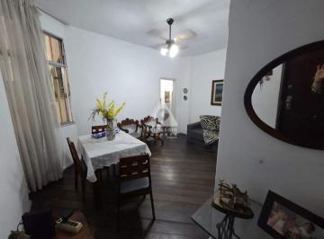 Apartamento · 77m² · 2 Quartos · Apartamento 77m², 2 amplos quartos, varanda interna, sala, DCE, Rua Benjamin Constant