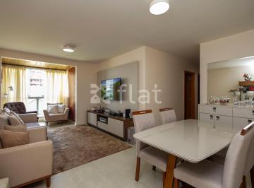 Apartamento · 90m² · 3 Quartos · 1 Vaga · Apartamento reformado Portal Girassóis em Águas Claras!