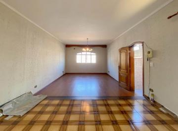 Casa de 4 quartos, São Paulo · Vendo sobrado amplo com 4 Dormts e sujas suítes 