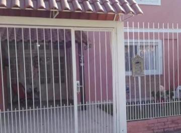 Casa · 91m² · 3 Quartos · 2 Vagas · Sobrado no bairro Hípica 3 dormitórios - 2 vagas de garagem
