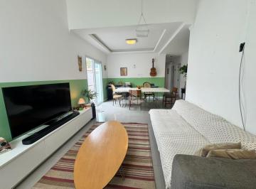 Casa · 174m² · 3 Quartos · 4 Vagas · CASA COM 3 QUARTOS SENDO 1 SUÍTE E 4 VAGAS DE GARAGEM NO BAIRRO SANTA MÔNICA EM FLORIANÓPOLIS