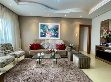 Apartamento · 102m² · 3 Quartos · 1 Vaga · Apartamento de 3 dormitórios e 1 vaga de garagem, no bairro Humaitá, em Porto Alegre.