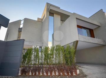 Casa de 3 quartos, Curitiba · Luxo e amplitude no Boa Vista · 298 m² · 3 quartos