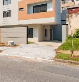 Casa de 3 quartos, Curitiba · LINDO SOBRADO 3 SUÍTES 2 VAGAS VILA IZABEL PRONTO P MORAR ALTO PADRÃO
