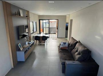 Casa · 131m² · 4 Quartos · 4 Vagas · Casa à venda com 3 quartos,  4 Banheiros ( 2 suites) localizado no bairro Taquaral, Piracicaba, SP