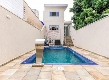 Casa · 383m² · 5 Quartos · 6 Vagas · Excelente Sobrado com Piscina na Rua Enta na Mooca !!