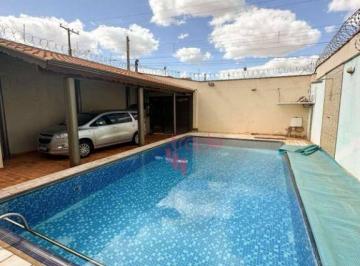 22ddbef908a79ec27ced048e932c901220666026 · Sobrado à Venda de 02 Suítes no Bairro São Jorge em Jardinópolis com Piscina.