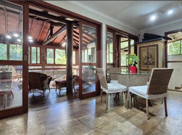 Casa · 377m² · 6 Quartos · 3 Vagas · Condomínio com 6 quartos à venda em Guaecá - SP