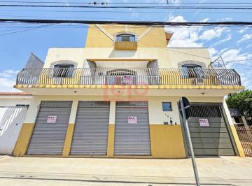 Comercial · 60m² · Salão comercial no Parque das Grevíleas em Maringá, com 107 m² e portas de aço