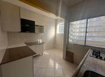 Apartamento · 68m² · 2 Quartos · Apartamento semi mobilado de 2 dormitórios bairro Moinhos de Vento