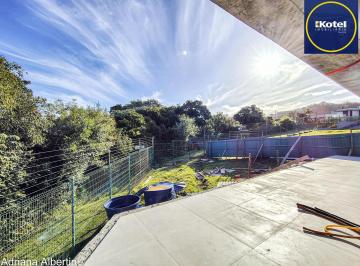 Casa · 200m² · 3 Quartos · 4 Vagas · Casa térrea em condomínio na Estrada das Três Meninas – Alphaville