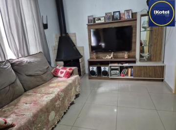 Casa · 102m² · 2 Quartos · 1 Vaga · Casa térrea com pátio aos fundos