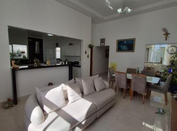 Foto 01 · Condomínio Portal da Serra, Casa Térrea com 3 Suítes e 4 vagas, em Bragança Paulista