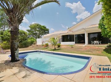 Casa de 4 quartos, Brasília · SMPW Quadra 17 Conjunto 10 - Park Way - 04 suítes - Área de Lazer Completa - Aceita Permuta