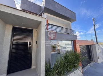 Foto 01 · Casa à venda em Colatina-ES: Casa Duplex com 3 quartos, 1 suíte e vista privilegiada!