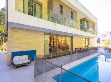 Casa · 1756m² · 4 Quartos · Casa à venda - no Campo Comprido