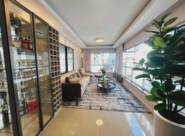 Apartamento · 624m² · 4 Quartos · Apartamento à venda - em Meia Praia