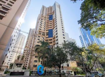 Apartamento · 192m² · 3 Quartos · Apartamento à venda - na Água Verde