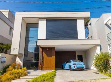 Casa · 500m² · 3 Quartos · Casa à venda - em Santa Felicidade