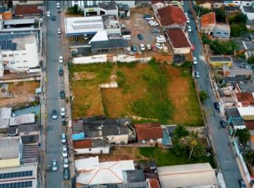 Terreno , Registro · Terreno à venda no Centro de Registro/SP– 2.240 m² Frente para Duas Ruas