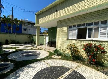 Casa · 225m² · 4 Quartos · Casa em Ips  -  Campos dos Goytacazes