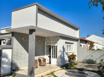 Casa · 225m² · 4 Quartos · 3 Vagas · Casa em Parque Rosário - Campos dos Goytacazes
