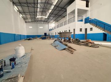 Comercial · 600m² · 2 Quartos · 10 Vagas · Galpão em Parque Alvorada  -  Campos dos Goytacazes