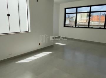 Comercial · 330m² · 5 Quartos · Prédio Inteiro em Centro - Campos dos Goytacazes