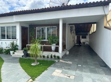 Casa · 140m² · 3 Quartos · 5 Vagas · Casa de Condomínio em Parque Fundão  - Campos dos Goytacazes