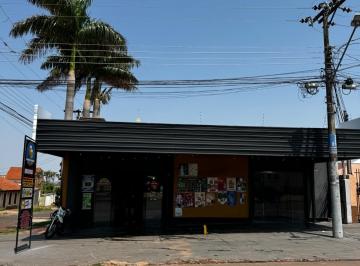 Comercial · 173m² · 1 Quarto · Imóvel Comercial de Esquina Vila Ipiranga - 173m² com Renda