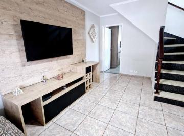 40609ff5-6953-4ce5-a72c-9de87da77584 · Confortável sobrado para venda em Vila Mazzei com 3 quartos, 132m²