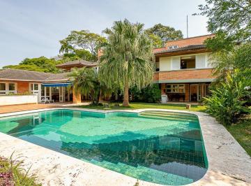 co_cc_81pia_20de_20remax_20ares_36.jpeg · Casa para venda em Alto da Boa Vista com 4 quartos, sendo 4 suítes, 1,023m²