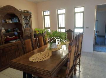 22f6439af42f91d42df73798a90897c8ec91618e · Casa com 3 Dormitórios e Sala Comercial à Venda no Jardim Primavera em Indaiatuba/SP – R$ 980.000