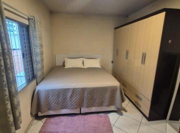 2f6c04aa-2ced-44c8-adc4-7b926e28b3c7 · Casa Linda e espaçosa com quintal ! A melhor opção da região, 212m² .