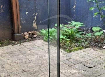 Casa · 300m² · 2 Quartos · 2 Vagas · Sobrado 02 quartos e 02 vagas no Jardim Paulista