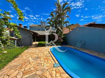 Casa · 270m² · 4 Quartos · 4 Vagas · VENDO - Sobrado com Piscina e 4 Quartos sendo 1 suíte na Região Leste