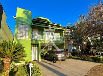 Casa · 380m² · 4 Quartos · 4 Vagas · VENDO Sobrado com 380m2 no Golden Park