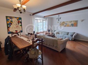 Casa · 188m² · 3 Quartos · 3 Vagas · Casa à venda em Mirandópolis 3 dormitórios, 2 suítes, 3 vagas, local tranquilo