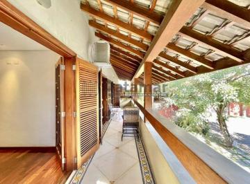 Casa · 446m² · 5 Quartos · 8 Vagas · Fazendinha - 5 Quartos/ 3 Suites, 2 lotes em final de rua, SPA, gourmet e linda vista! Garagem com 8