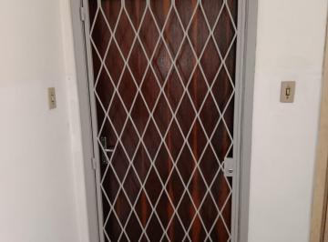 Apartamento · 50m² · 2 Quartos · APARTAMENTO 2 DORMITORIOS AV CAPIVARI BAIRRO CRISTAL