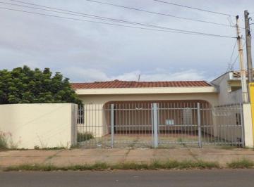 Frente · Casa Padrão em São Carlos