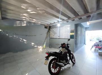 Casa · 200m² · 3 Quartos · 2 Vagas · Casa Residencial à venda com 02 Quartos no bairro Adelino Simioni, em Ribeirão Preto/SP
