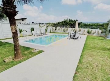 Casa · 330m² · 3 Quartos · 3 Vagas · Casa 3 Quartos com 3 Suítes - Jardim Tereza Cristina