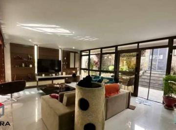Casa · 353m² · 5 Quartos · 5 Vagas · Casa em Jardim da Saúde com 353m²