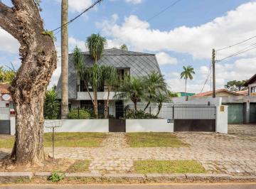 Casa · 209m² · 4 Quartos · Casa à venda no Cabral ARYA1