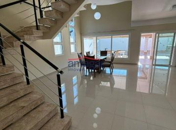 Casa · 327m² · 4 Quartos · 4 Vagas · Sobrado à venda no Condomínio Villas de Sant'Anna
