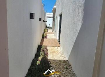 Casa à venda em rua pública, COROA DO MEIO, Aracaju, SE · Casa à venda em rua pública, COROA DO MEIO, Aracaju, SE