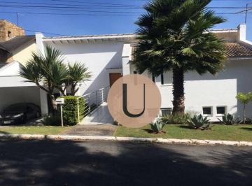 a4844df44ff0e4d93ac9dee43ee8cf09d35fab1b · Conforto e requinte nesta casa de 221m², 4 dorm. (2 suítes)  e 4 vagas no Condomínio Nova Higienópol