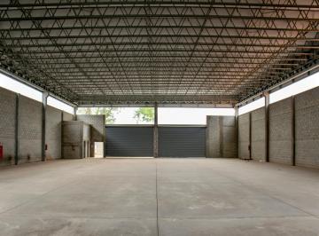 Comercial , Brasília · Galpao Novo - 1500 m2 - Setor Garagens Oficiais - Ao lado Buriti R$ 9 milhões