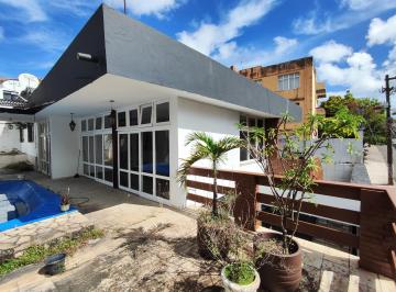 Casa de 3 quartos, Salvador · Venda de casa 3/4, Suite, varanda, piscina, bairro VILA LAURA